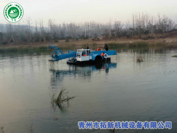 公司销往湖州半自动割草船